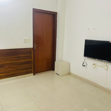 Room in 1 BHK Builder Floor at S S Southend, Sector 49 – for Rent
