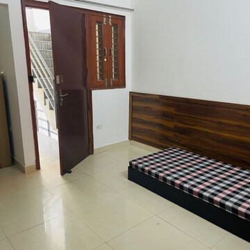 Bedroom in 1 BHK Builder Floor at S S Southend, Sector 49 – for Rent