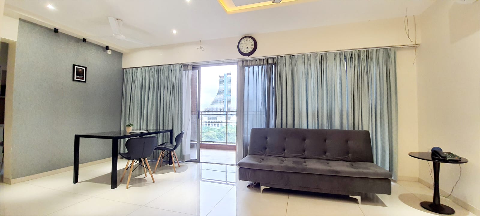 1.5 BHK + Pooja Room 675 Sq.Ft. Apartment in Amanora Gold Towers