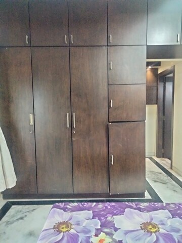 Furnished Amenities in 2 BHK Apartment at Parag Mansion Chs , Andheri West – for Rent
