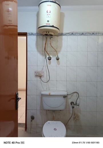 Attached Bathroom in 2 BHK Builder Floor at Ardee City, Sector 52 – for Rent