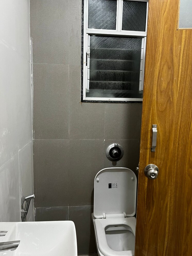 Bathroom, gd-18-latitude 2 Bedroom 1127 Sq.Ft. Apartment In Punawale Pune 8045407