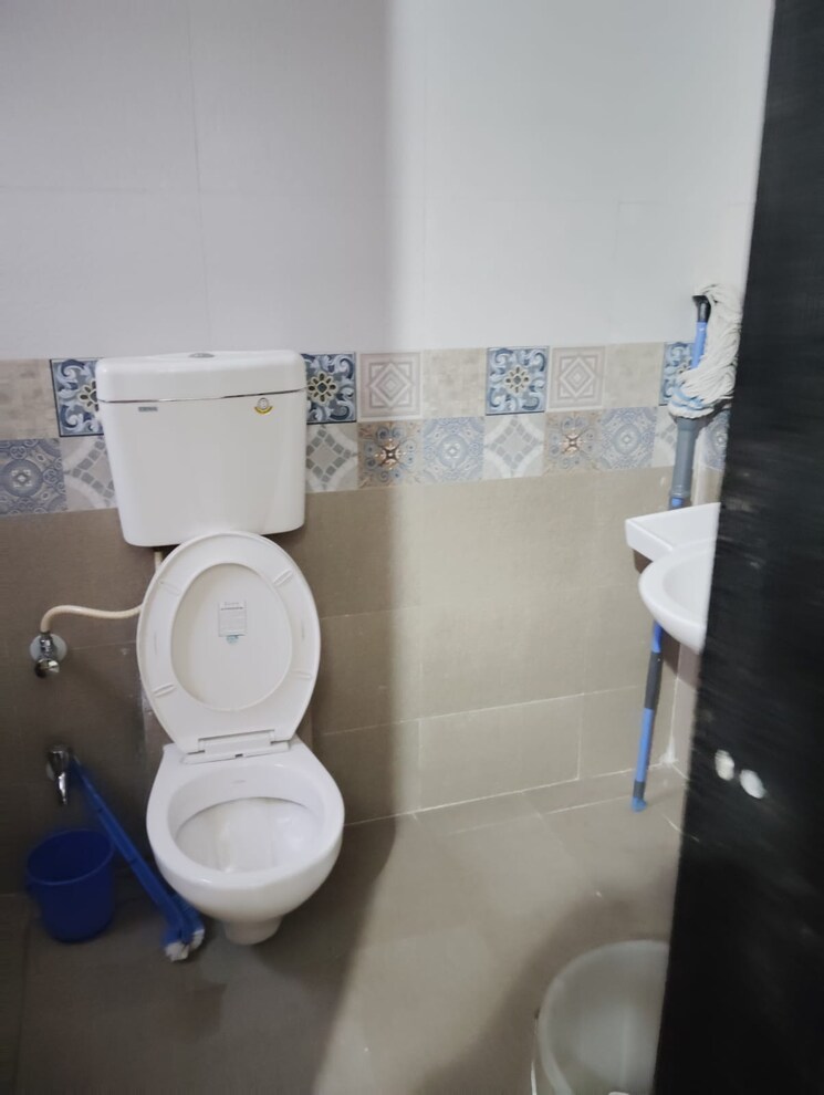 Bathroom, surana-saffron-avenue 2 Bedroom 1112 Sq.Ft. Apartment In Bavdhan Pune 8045417