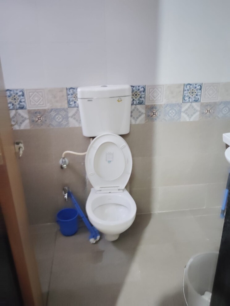 Bathroom, surana-saffron-avenue 2 Bedroom 1112 Sq.Ft. Apartment In Bavdhan Pune 8045417