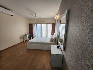 Kitchen in 1.5 BHK Apartment at Amanora Victory Towers, Hadapsar – for Sale