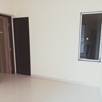 Room in 1 BHK Apartment at Vihang Valley Phase 3, Kasarvadavali – for Rent