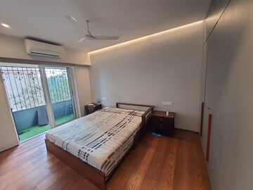 Bedroom in 3 BHK Apartment at Ekta Heights Khar West, Khar West – for Rent