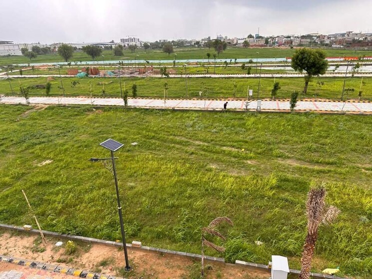 Garden, ajmer road  90 Sq.Yd. Plot In Ajmer Road Jaipur 8045493