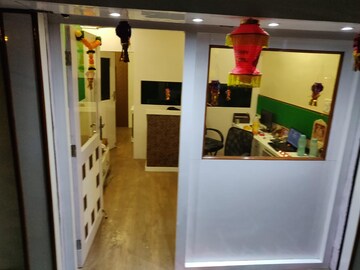 Furnished Amenities in  Office Space at Vashi Plaza, Vashi Sector 17 – for Rent
