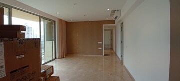 Room in 3 BHK Apartment at Hiranandani Estate, Ghodbunder Road – for Rent