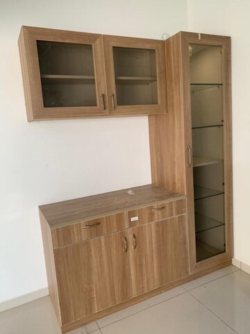 Furnished Amenities in 3.5 BHK Apartment at L&T Raintree Boulevard, Hebbal – for Rent