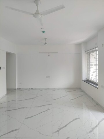 Room in 3 BHK Apartment at Lohia Jain Ra Casa, Bavdhan – for Rent