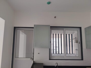Room in 3 BHK Apartment at Lohia Jain Ra Casa, Bavdhan – for Rent