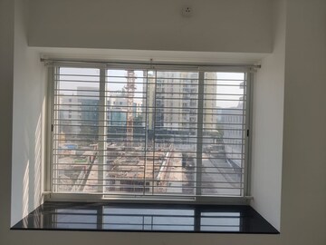 Room in 3 BHK Apartment at Lohia Jain Ra Casa, Bavdhan – for Rent