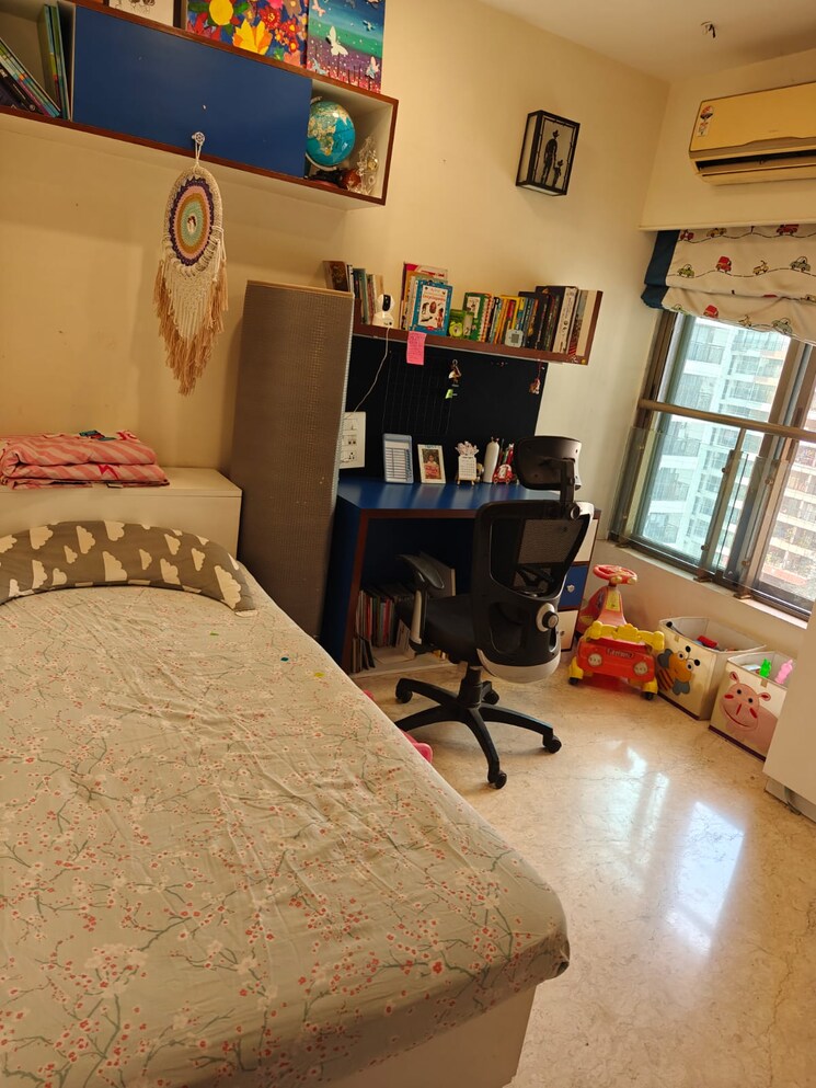 Bedroom, k-raheja-vistas 3 Bedroom 1139 Sq.Ft. Apartment In Andheri East Mumbai 8045576