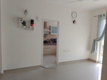 Room in 2.5 BHK Builder Floor at Orchid Island, Sector 51 – for Rent
