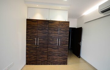 Furnished Amenities in 3 BHK Apartment at Oberoi Exquisite Goregaon, Goregaon East – for Rent