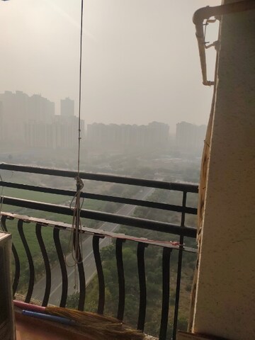 3.5 BHK Apartment For Rent in Sector 77