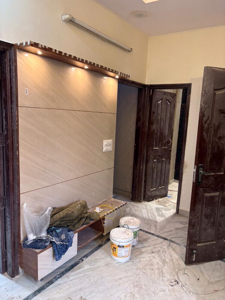 Bedroom, rohini sector 24 2 Bedroom 52 Sq.Mt. Builder Floor In Rohini Sector 24 Delhi 8045681