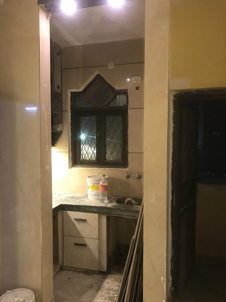Kitchen, rohini sector 24 2 Bedroom 52 Sq.Mt. Builder Floor In Rohini Sector 24 Delhi 8045681