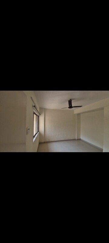 Room in 2 BHK Apartment at Happy Valley, Manpada – for Rent