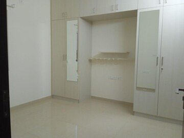Room in 3 BHK Apartment at Trendsquare Ortus Apartment, Hebbal – for Rent
