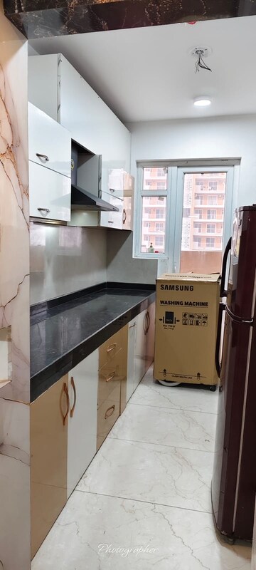 Kitchen in 3 BHK Apartment at Gomti Nagar – for Rent