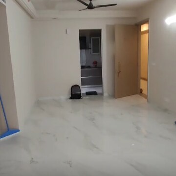 Room in 3 BHK Apartment at M3M Heights, Sector 65 – for Rent