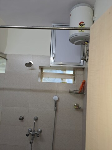 Furnished Amenities in 3 BHK Apartment at Florence CHS, Santacruz East – for Sale