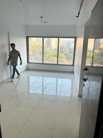 Bedroom in 2 BHK Apartment at Grace Mass Metropolis, Chembur – for Rent
