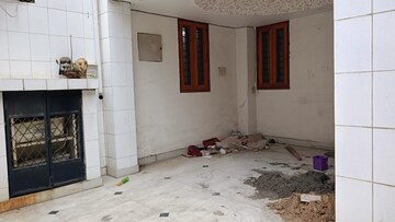 Room in 3 BHK Apartment at Vasant Kunj – for Rent