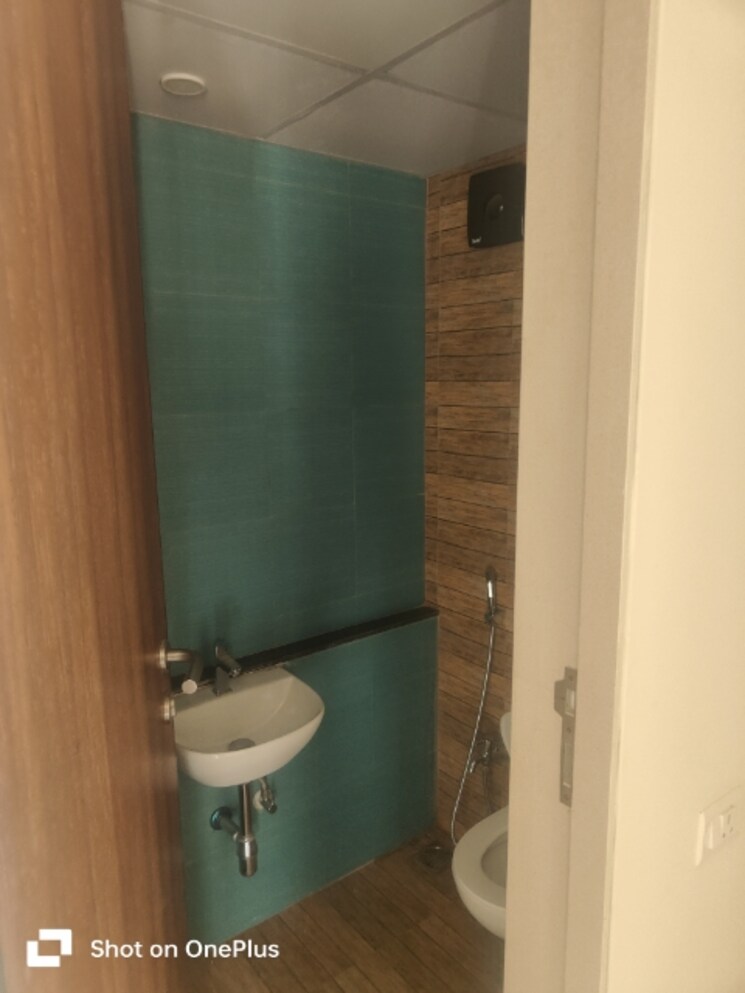Bathroom, lodha-crown-quality-homes 1 Bedroom 354 Sq.Ft. Apartment In Majiwada Thane 8045996
