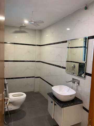 Bathroom in 3 BHK Builder Floor at DLF Atria, Dlf Phase ii – for Rent
