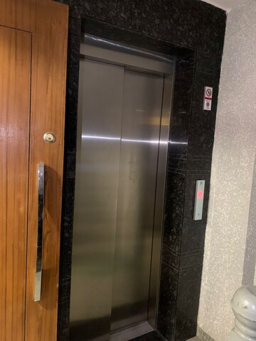Building Lobby in 3 BHK Builder Floor at DLF Atria, Dlf Phase ii – for Rent