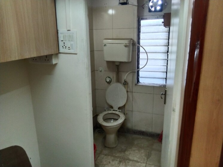 Bathroom, panorama-tower 1 Bedroom 400 Sq.Ft. Apartment In Andheri West Mumbai 8046050
