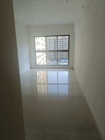 Room in 2 BHK Apartment at Rajesh Raj Infinia, Malad West – for Rent