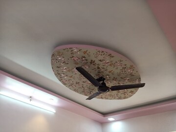 Furnished Amenities in 3 BHK Apartment at Poseidon Apartment, Andheri West – for Sale