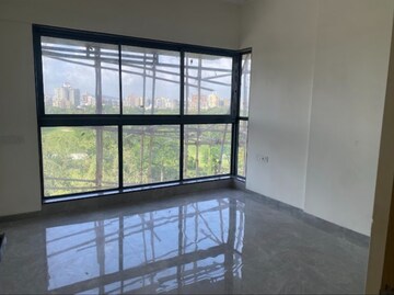 Room in 3 BHK Apartment at Roodraksh Golf Walk, Chembur – for Sale