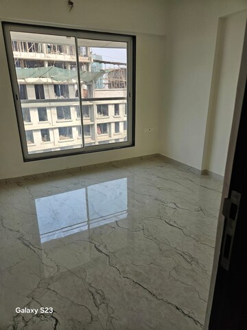 Room in 2 BHK Apartment at Dosti Eastern Bay, Wadala – for Rent