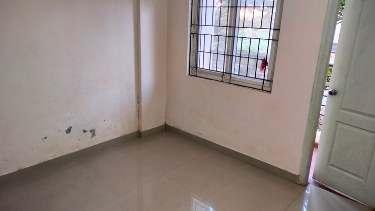 Room, whitefield 2 Bedroom 1000 Sq.Ft. Apartment In Whitefield Bangalore 8046246