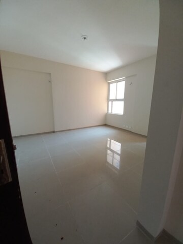 Room in 2 BHK Apartment at Wave Dream Homes, Wave City – for Sale