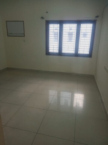 Room in 3 BHK Apartment at Somajiguda – for Rent