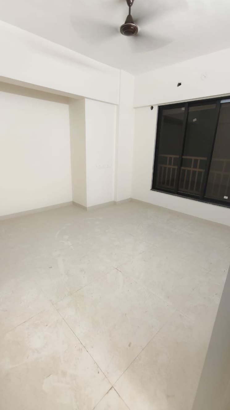 Room, nilesh-apartment-naupada 1 Bedroom 450 Sq.Ft. Apartment In Naupada Thane 8046289