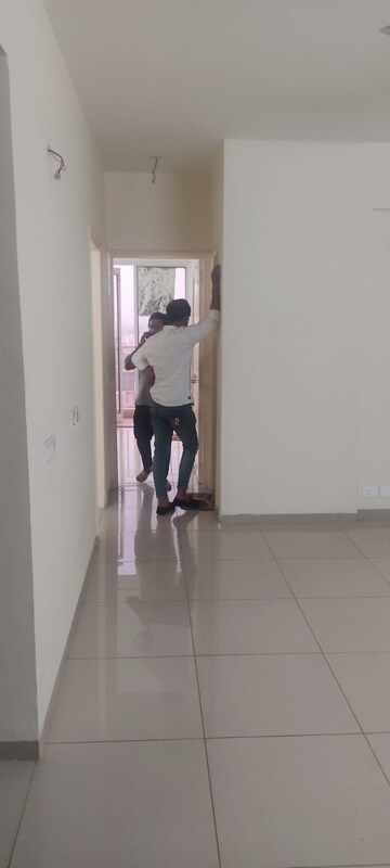 Room in 2 BHK Apartment at Wave Dream Homes, Wave City – for Sale
