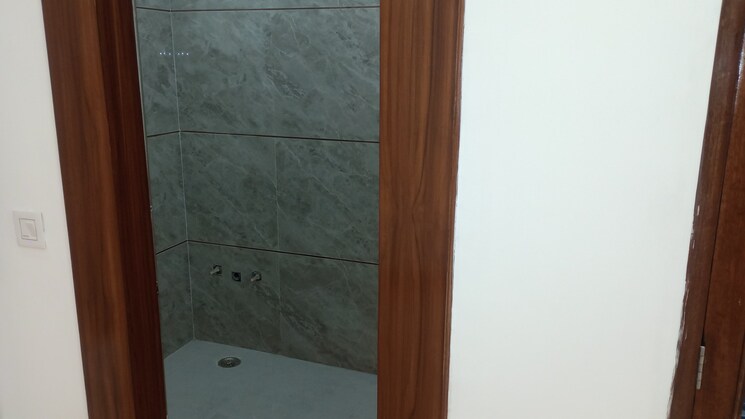 Room, gyan khand 3 Bedroom 95 Sq.Mt. Builder Floor In Gyan Khand Ghaziabad 8046320