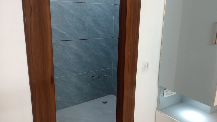 Room, gyan khand 3 Bedroom 95 Sq.Mt. Builder Floor In Gyan Khand Ghaziabad 8046320