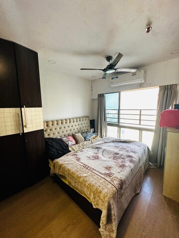 Bedroom in 2 BHK Apartment at Sheth Vasant Oasis, Andheri East – for Rent