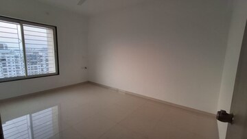 Room in 2 BHK Apartment at Shree Venkatesh Graffiti Glover, Keshav Nagar – for Rent