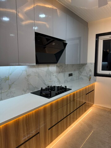 Kitchen in 3 BHK Builder Floor at Sector 40 – for Rent