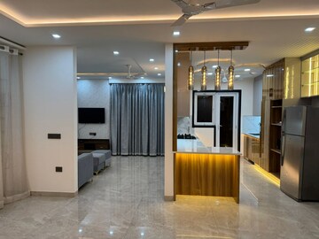 Living Room in 3 BHK Builder Floor at Sector 40 – for Rent